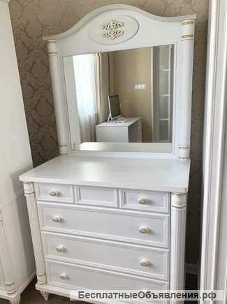 Комод с Зеркалом