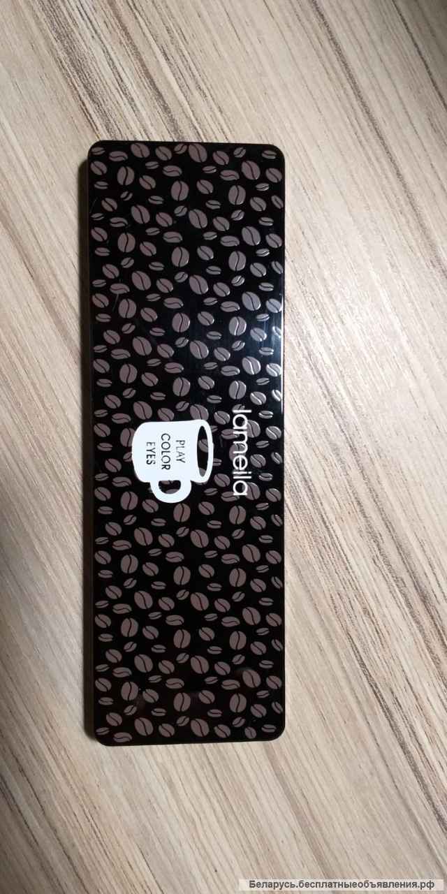 Декоративная косметика- 10 цветов с кисточкой-2шт