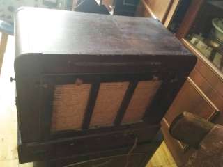 Любую старую радиотехнику приёмник магнитофон, радиоточку