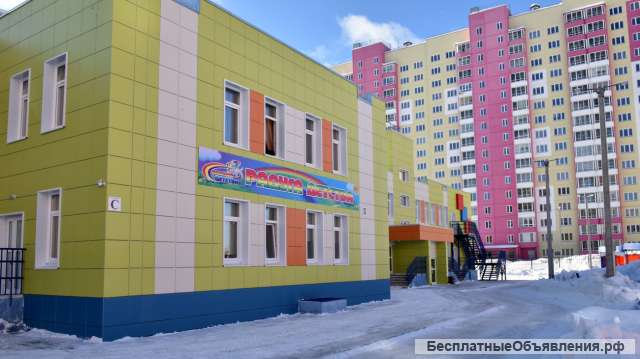 Воспитатель