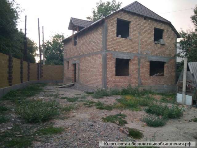 Недостроенный дом, ул. Орозбекова 252а