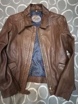 Куртка Massimo Dutti кожаная коричневая женская Размер М 44-46 Стоимость 4000 рублей Метро Отрадное
