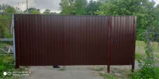 Заборы из профнастила