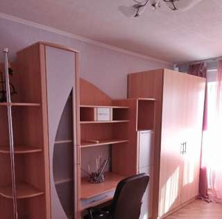 Сдаю 2к.кв. пер. Семашко 5/5кирп. 47м. ремонт