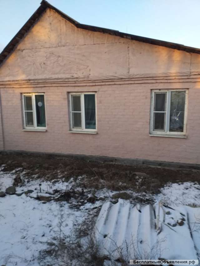 889 кирпичный дом в г. Новошахтинске