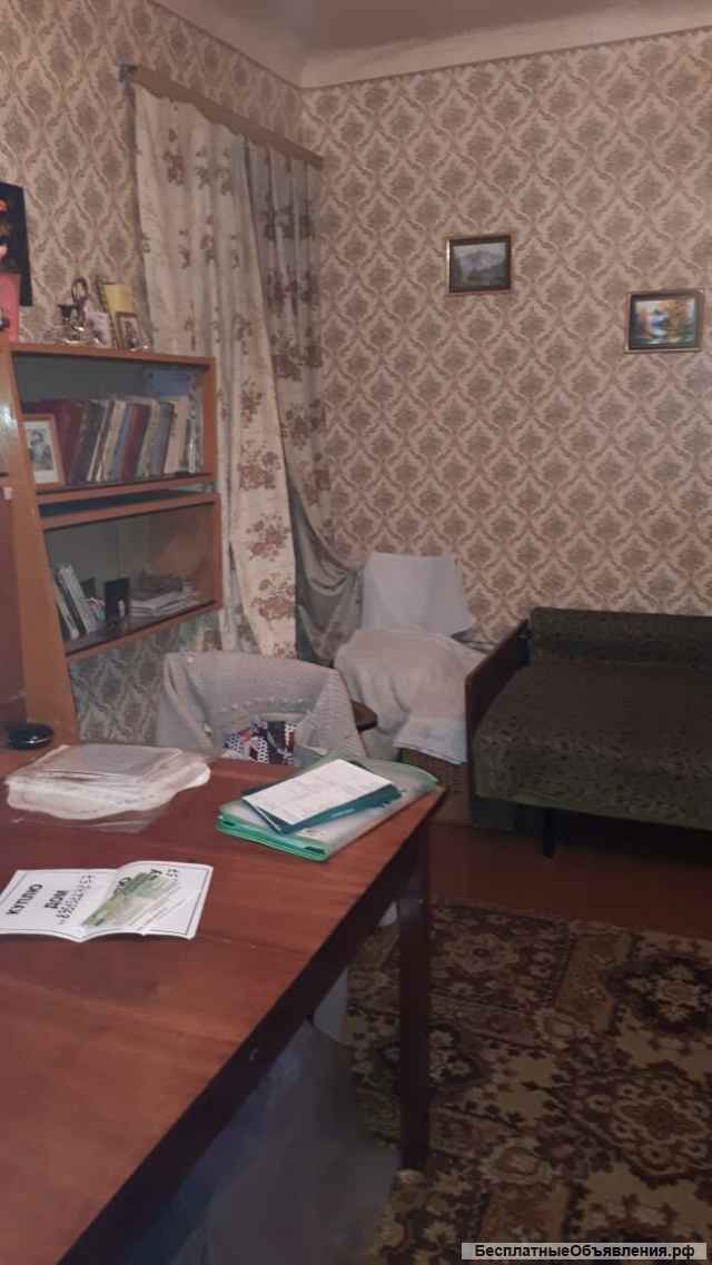 2002 3-х комн. квартиру в г. Новошахтинске