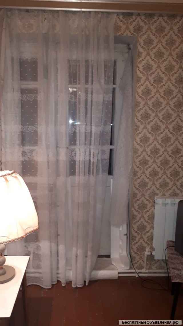 2002 3-х комн. квартиру в г. Новошахтинске