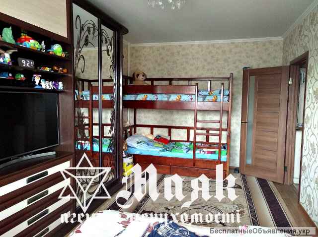 Сдам 1.4.9 в Центре с современным евроремонтом, мебелью и техникой.