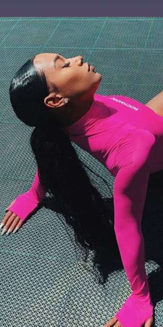 Массажистка