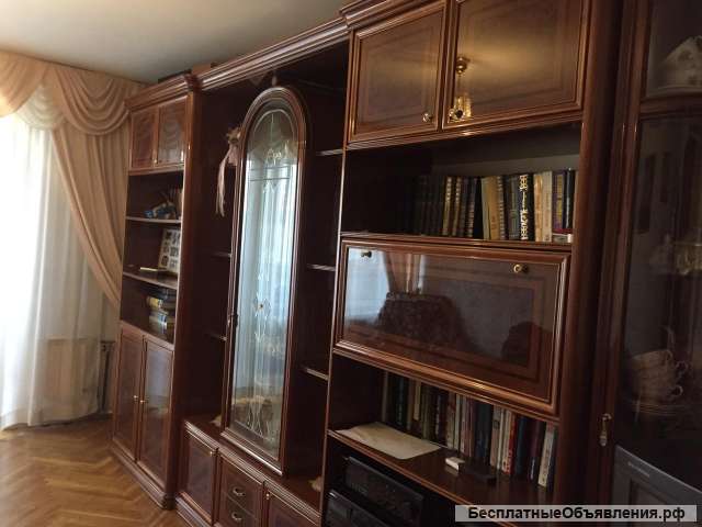 Стенка из ореха