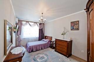 3 к.кв. 80 м2 Героя Яцкова