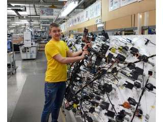 Вахта Оператор линии/сборщик