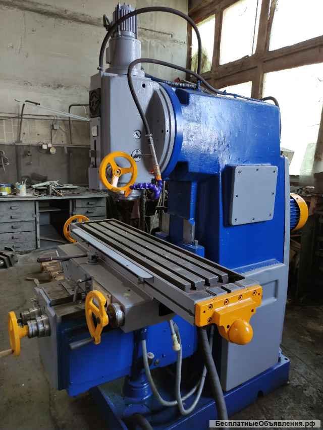 Фрезерный станок 6Р12