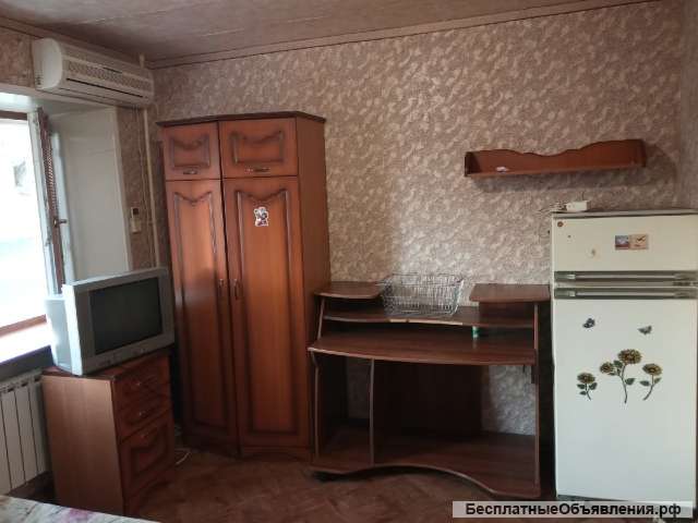 Сдается со своими удобствами внутри (малогабаритная 1 ком. квартира), г.Обнинск, пр.Ленина, д.79