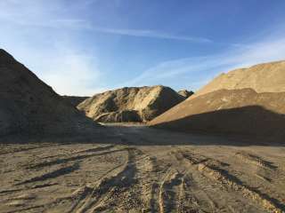 Карьер ГПС, щебень, песок. Пруды. Животноводство