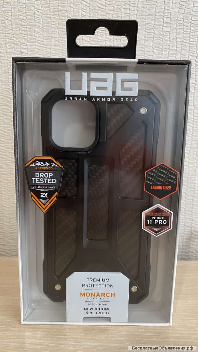 Чехол UAG Monarch для iPhone 11 Pro, карбон