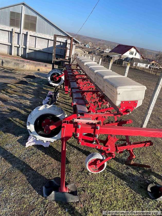 Культиватор междурядный пропашной КПН-5.6 малая наработка