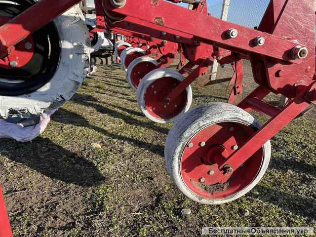 Культиватор междурядный пропашной КПН-5.6 малая наработка