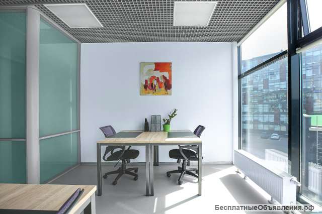 Офис с окном на 3 рабочих места
