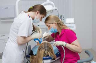 Стоматологическая клиника в центре Москвы