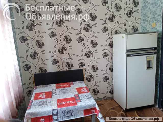 Однушка у ТРЦ Жар Птица