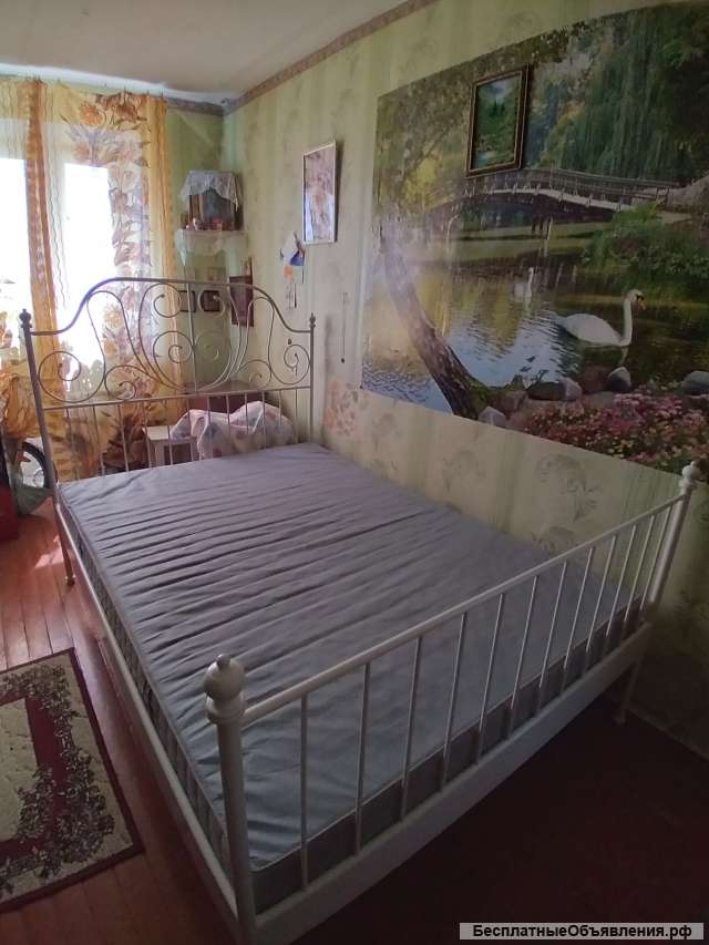 Кровать в отличном состоянии