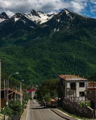 2х кв в Красной Поляне (Сочи)