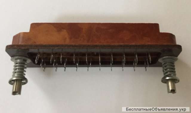 Розетка РП14-30Л