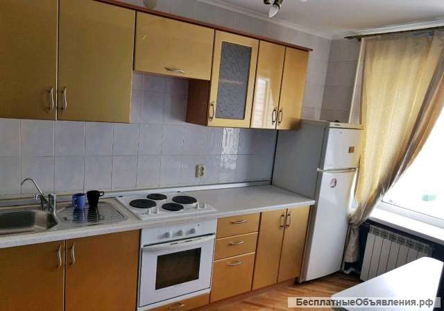 Сдаю 2к.кв. пр. Чехова 13/14кирп. 60м. ремонт