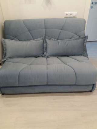 Диван новый 140 см, раскладывается в спальное место 140х200