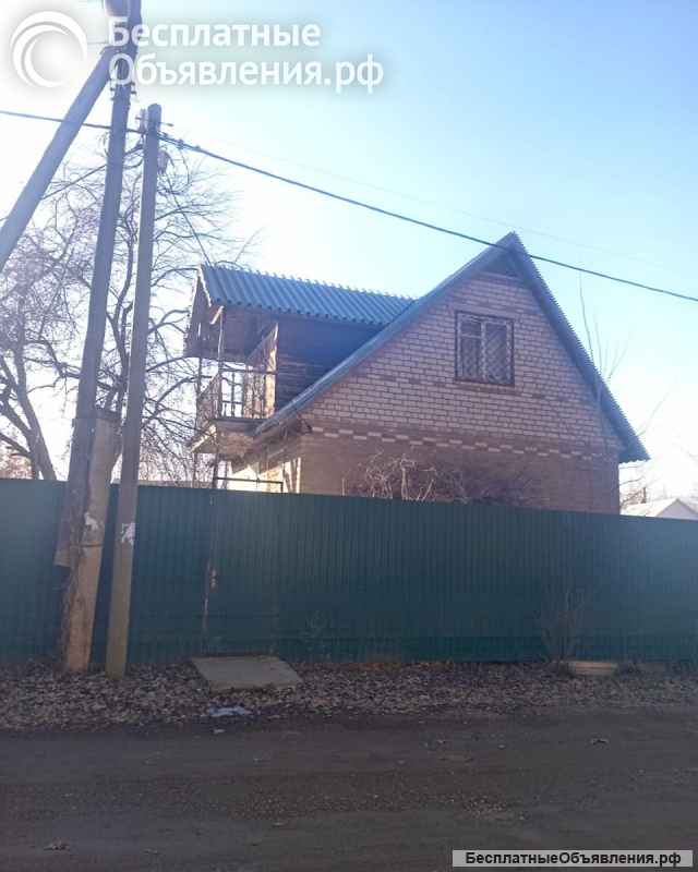 Историческая дача с мансардой и балкончиком