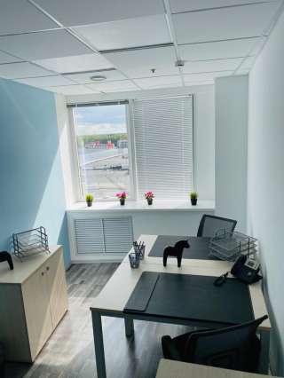 Сдается офис 3 рабочих места на 8 этаже 802 15,5 квм