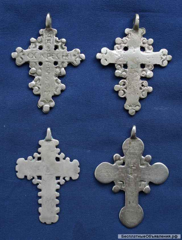 Конволют из 4-х наперсных серебряных крестов-тельников XV века