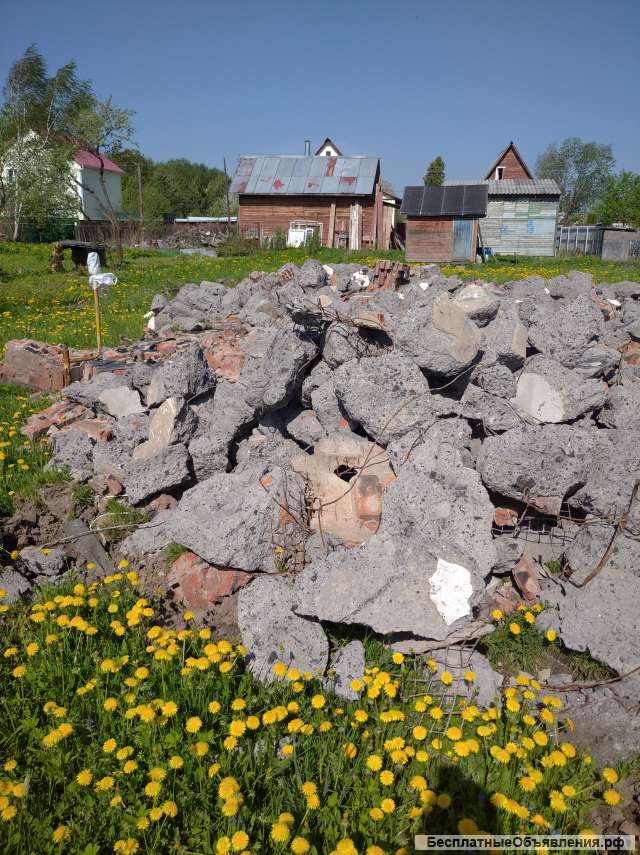 Приму в дар грунт, скол бетона кирпича