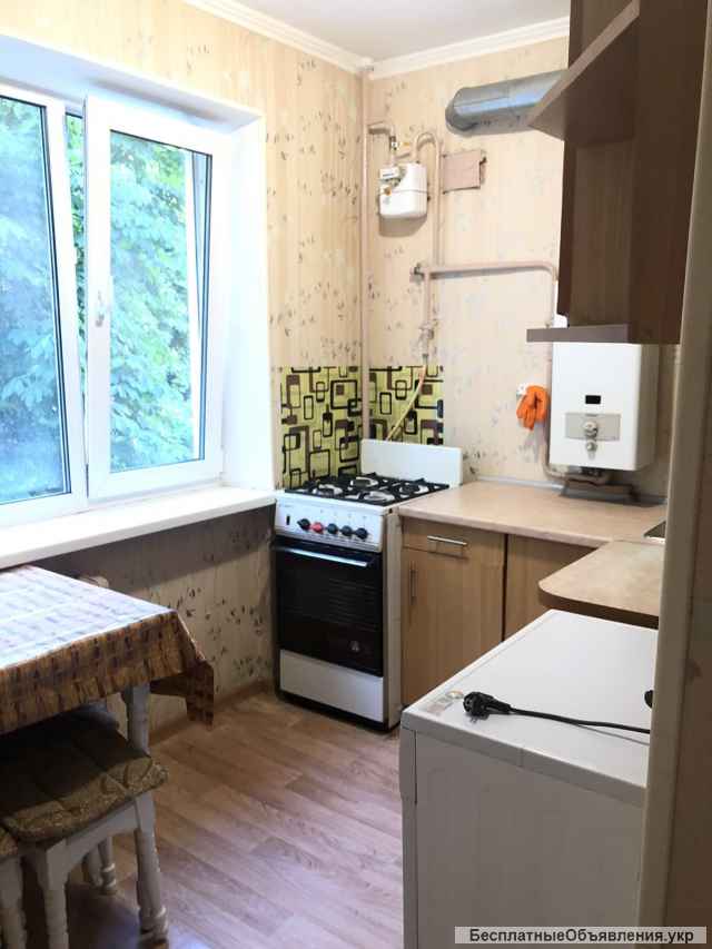 Оренда однокімнатної на Критому Ринку.Є все необхідне.