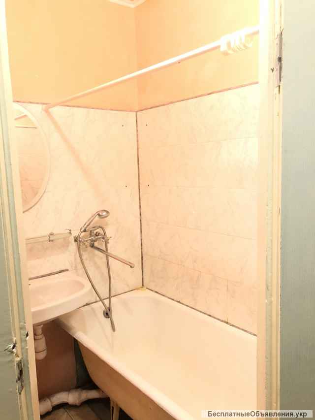 Оренда однокімнатної на Критому Ринку.Є все необхідне.