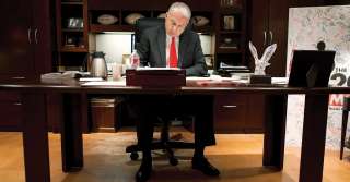 Требуется сотрудник на документы