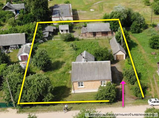 Дом в г.п. Антополь, от Бреста 77км. от Минска 270 км.