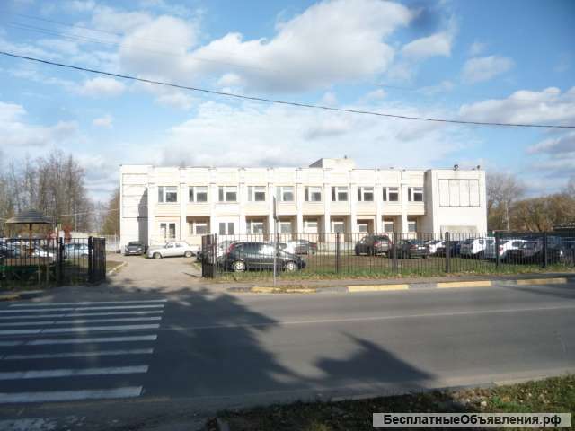 Нежилые помещения 1736,4 кв.м. на з/у 4081 кв.м. г. Брянск