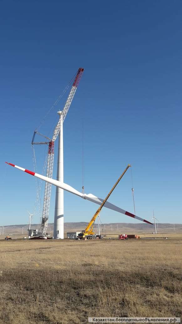 Аренда гусеничного крана 750 тонн, сборка ветрогенераторов, монтаж ветрогенераторов