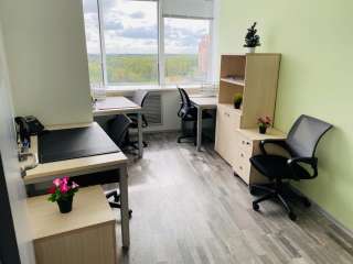 Сдается офис на 10 этаже 4 рабочих места. Полностью готов к работе.