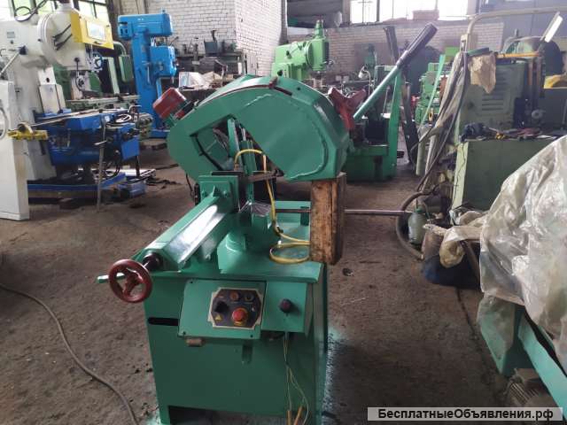 Ручной ленточнопильный станок Pilous ARG 250 F