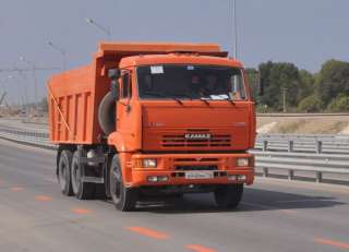 Водитель самосвала