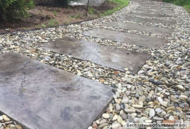 Бетонные плиты для дорожек