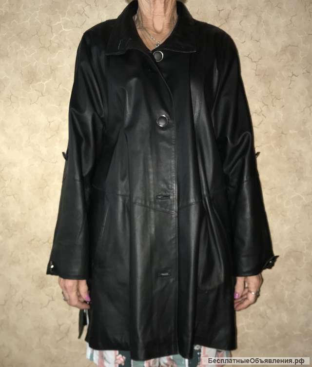 Кожаный плащ