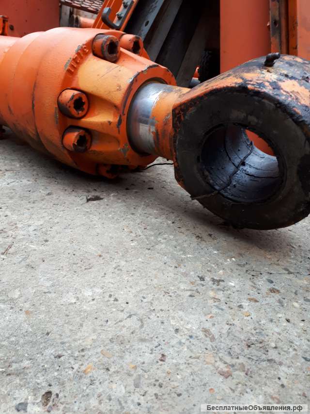 Гидроцилиндр рукояти hitachi zx 330/1