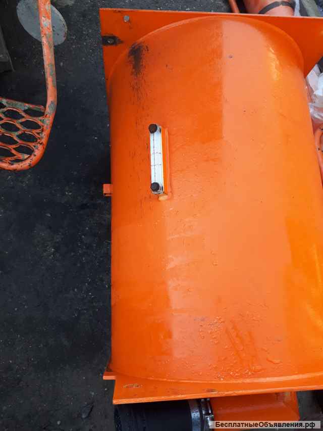 Бак гидравлический hitachi zx 330/1/3