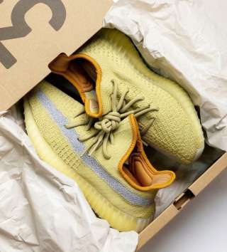 Все модели Adidas Yeezy Boost 350 V2 - 70% скидка