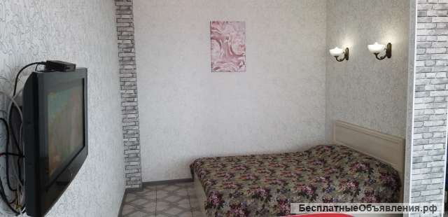 Собственник сдаст на длительный срок квартиру 50 м2 на 1-й линии в Центре