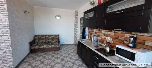 Собственник сдаст на длительный срок квартиру 50 м2 на 1-й линии в Центре